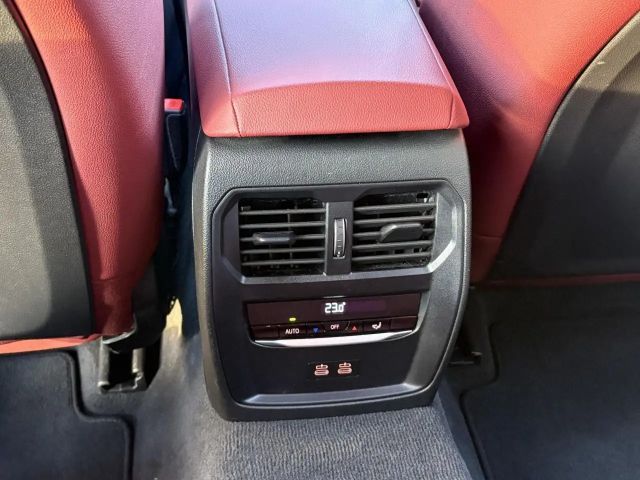 BMW 330 330e M-Sport Touring xDrive