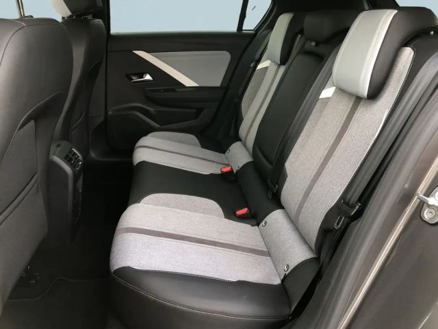 Opel Astra 1.2 Turbo Elegance Turbo