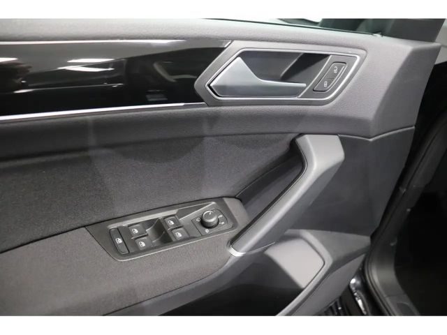 Volkswagen Touran 1.5 TSI Highline