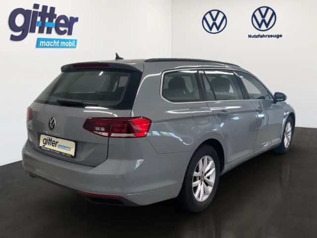 Volkswagen Passat 1.5 TSI Business Variant