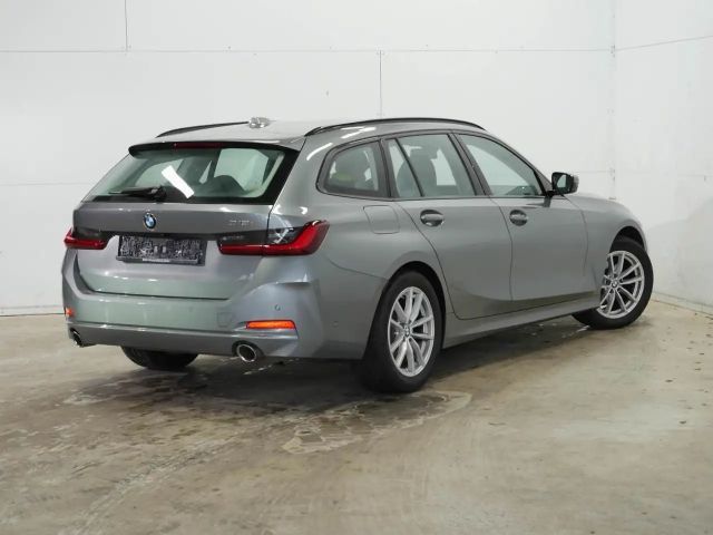 BMW 318 318i Touring