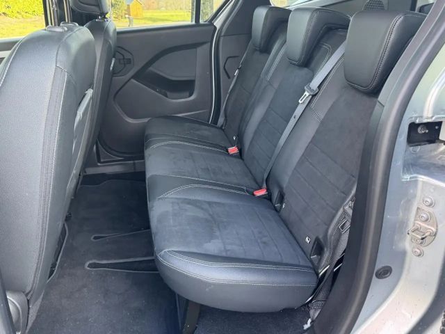 Mercedes-Benz T 180 Sedan