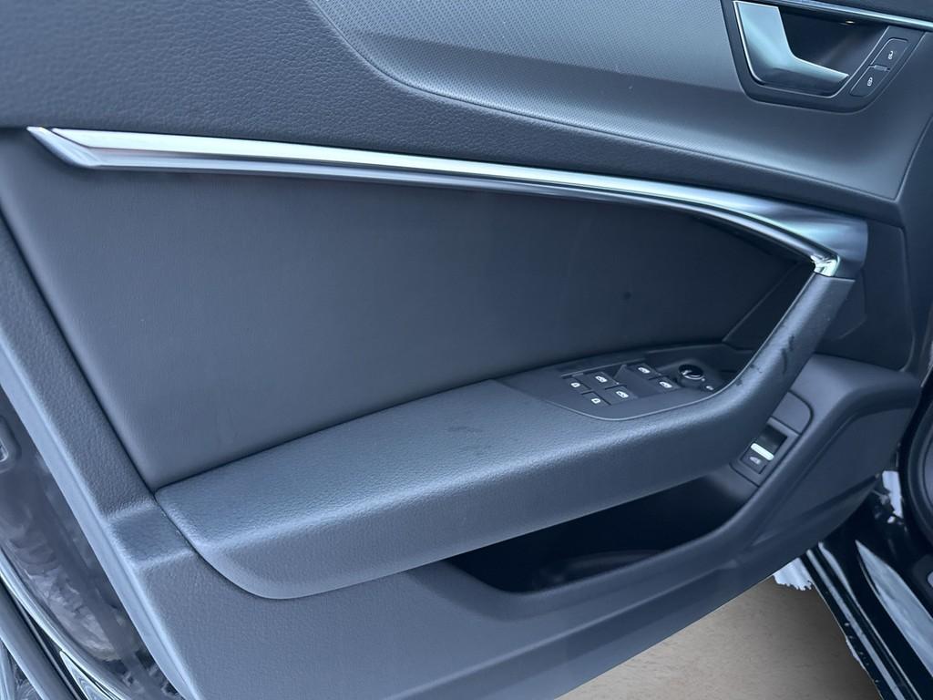 Audi A6 45 TFSI S-Tronic Sedan