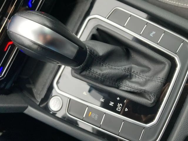 Volkswagen Passat 2.0 TDI Business DSG Variant