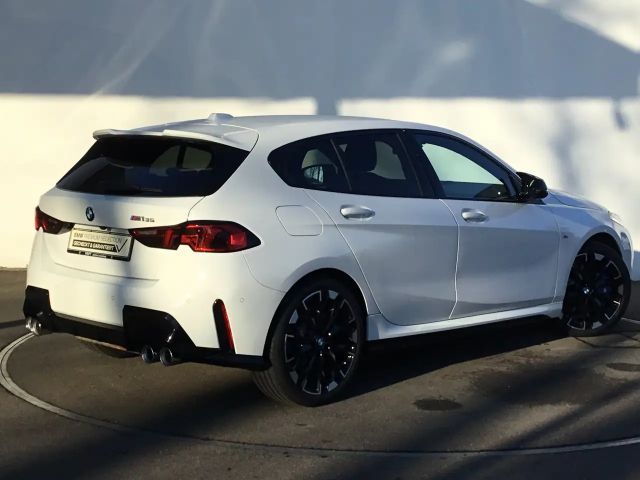 BMW 135 Sedan xDrive