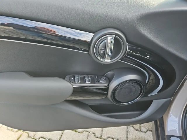 MINI Cooper S Classic Trim 5-türig/NAVI/LED/HUD/DAB/