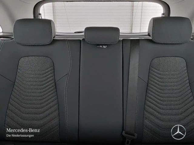 Mercedes-Benz B 200 Progressive Sedan