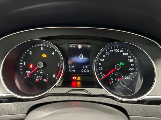 Volkswagen Passat 2.0 TDI Business DSG Variant