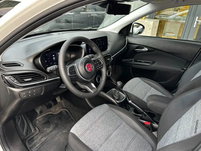 Fiat Tipo CityCross Cross