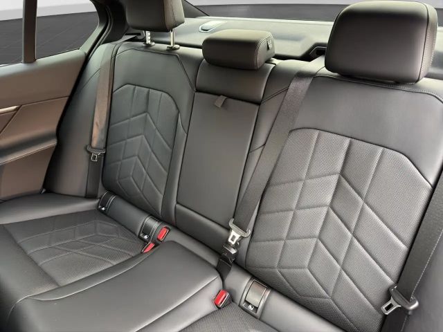 BMW 520 520d M-Sport Sedan xDrive