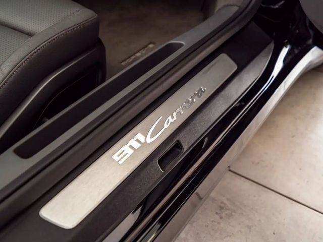 Porsche 992 Cabrio Carrera