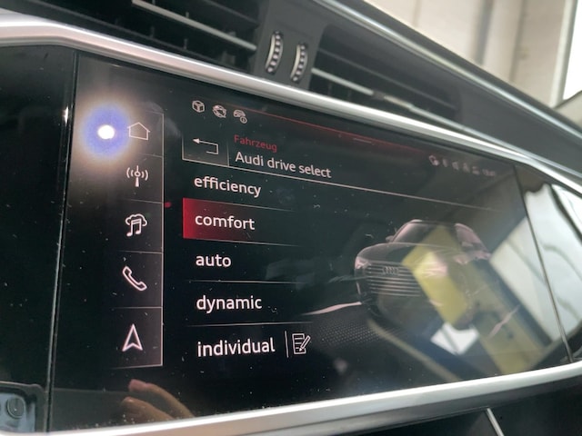 Audi S6 Avant Quattro