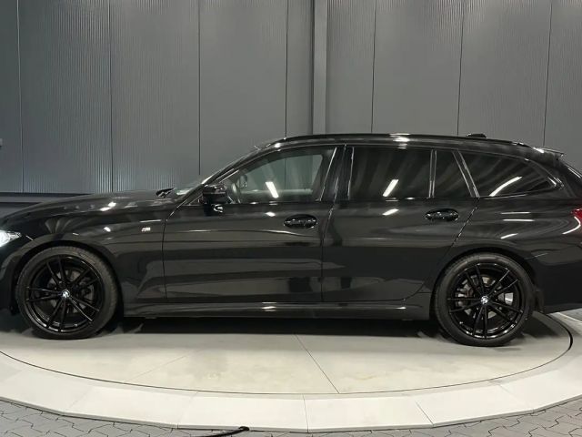 BMW 320 320d M-Sport Touring xDrive