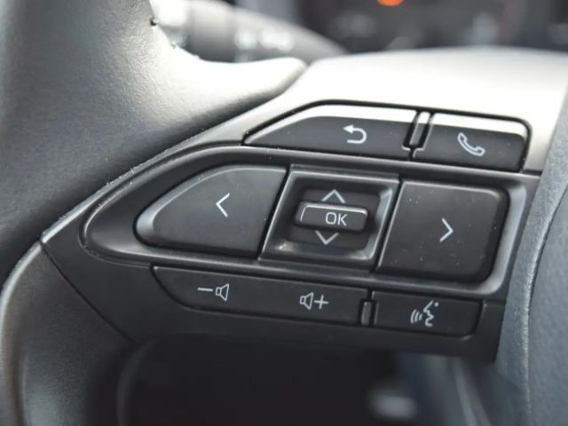 Toyota Yaris Club Hatchback