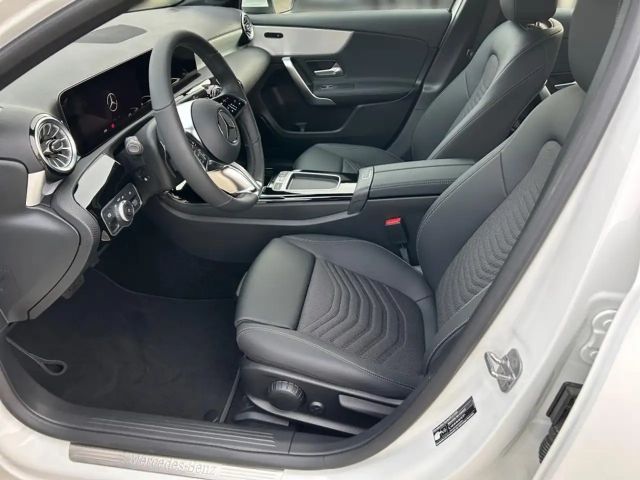 Mercedes-Benz A 180 Progressive