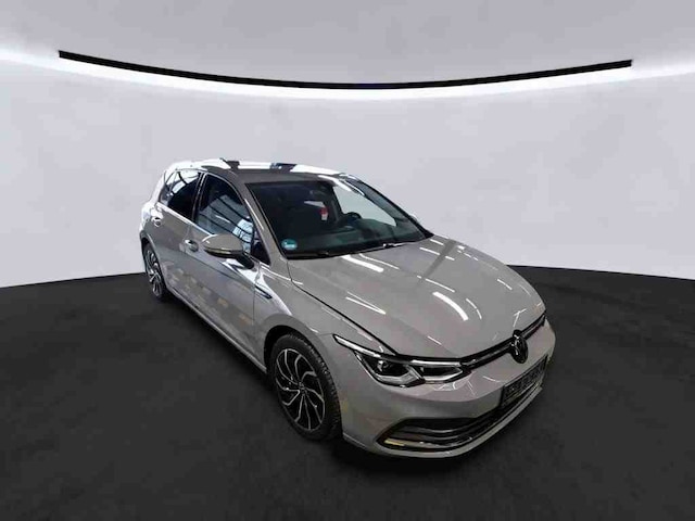 Volkswagen Golf 1.5 eTSI DSG Golf VIII Style