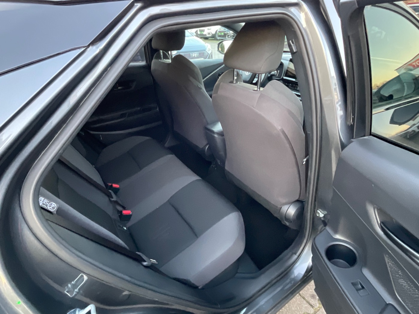 Toyota C-HR 5-deurs Team D