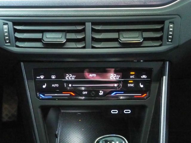 Volkswagen Polo 1.0 TSI IQ.Drive Style