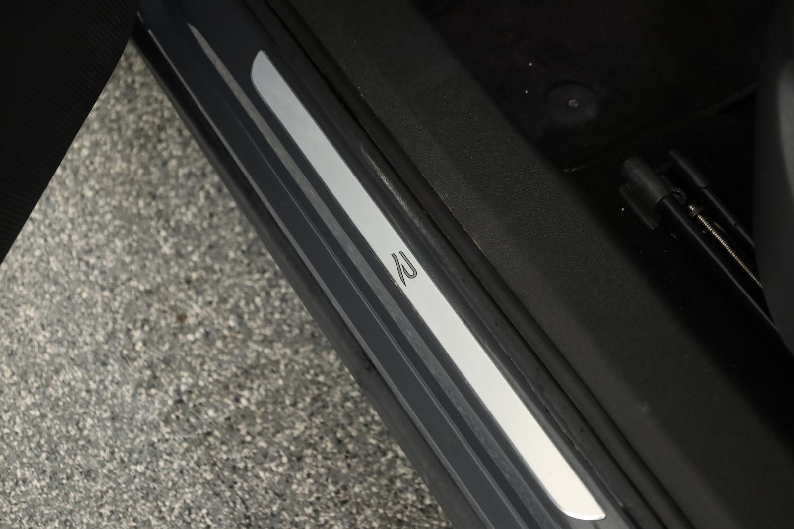 Volkswagen Tiguan 2.0 TSI DSG IQ.Drive R-Line