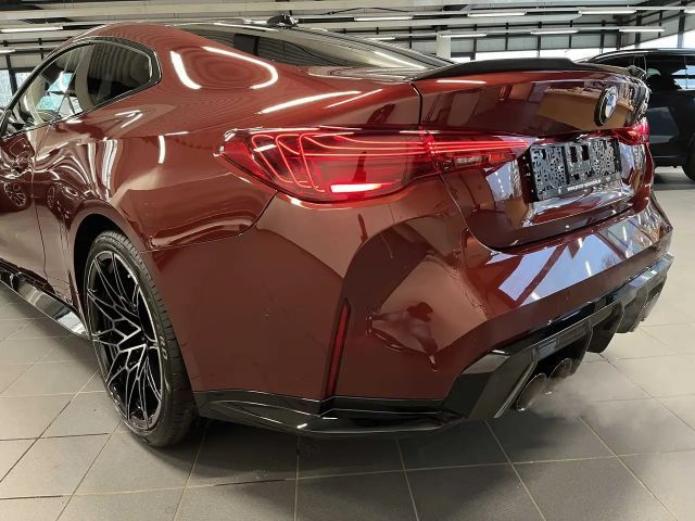 BMW M4 Competition Coupé M-Sport