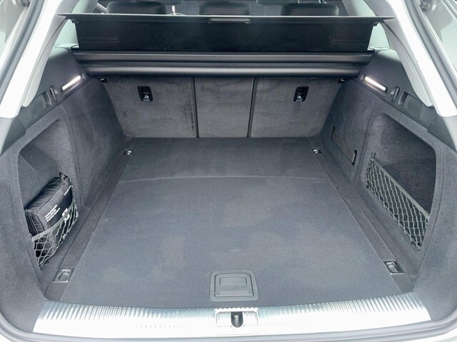 Audi A4 30 TDI Avant S-Line S-Tronic