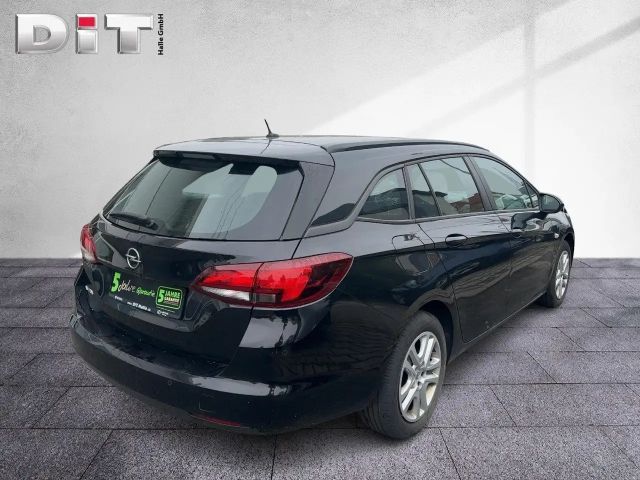 Opel Astra 1.2 Turbo Sports Tourer Turbo