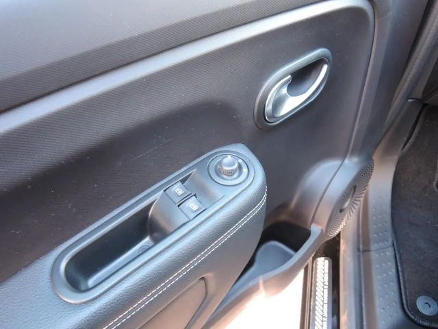 Renault Twingo SCe 65