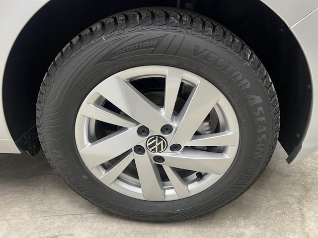 Volkswagen Polo 1.0 TSI DSG Style