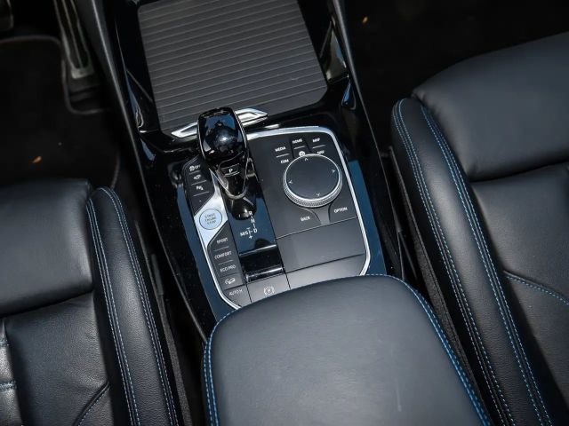 BMW X3 40i Pano DA Prof. LED PA+ H/K DAB