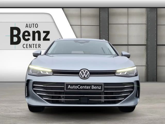 Volkswagen Passat 1.5 eTSI Business Variant