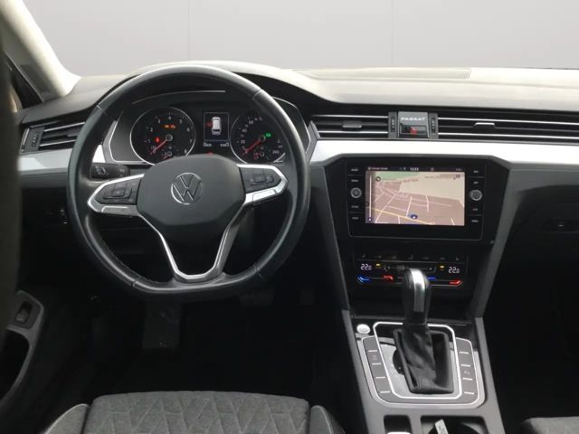 Volkswagen Passat Business DSG