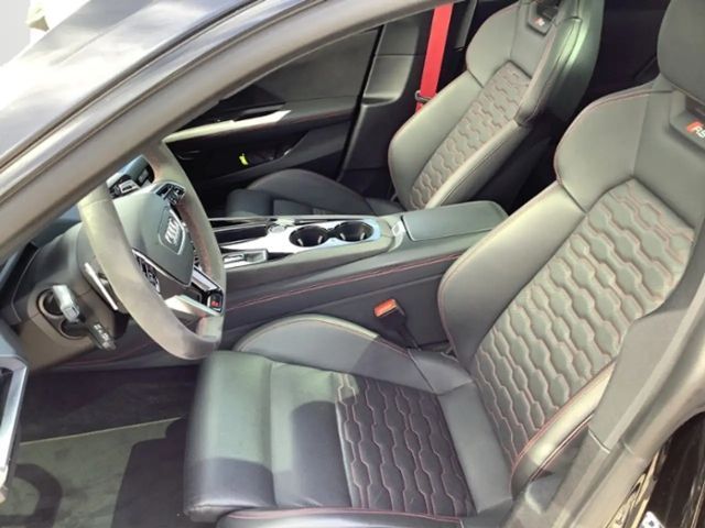 Audi RS e-tron GT +RS-DESIGNPAKET ROT+MATRIX+HU+