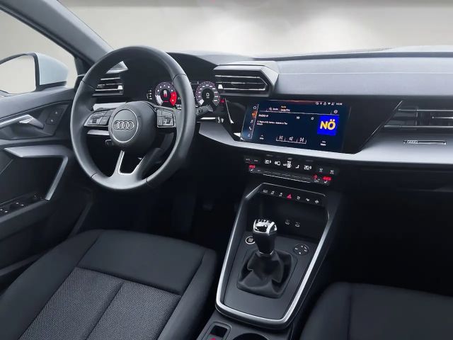 Audi A3 30 TFSI Sedan