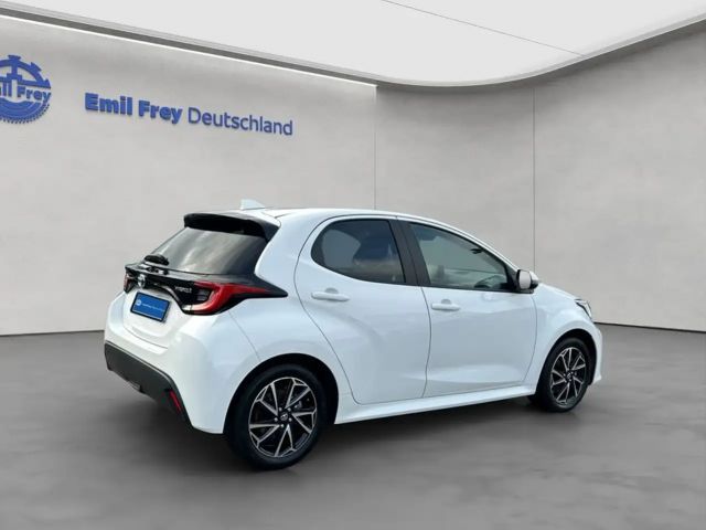 Toyota Yaris Hybride Team D VVT-i