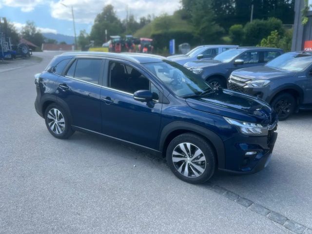 Suzuki S-Cross AllGrip Hybrid