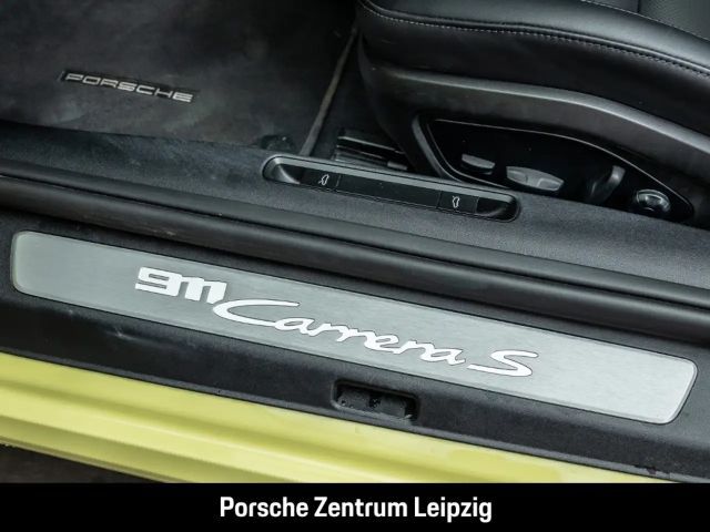 Porsche 992 Cabrio Carrera S