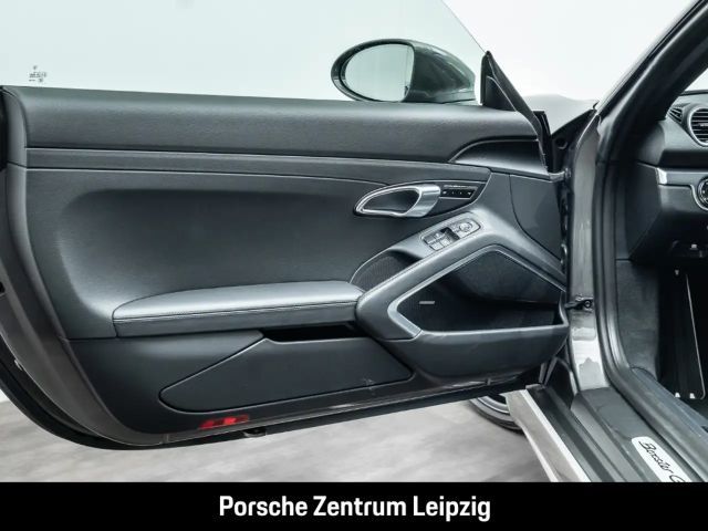 Porsche Boxster 4 GTS