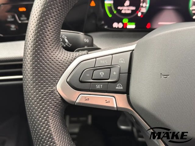 Volkswagen Golf DSG GTE Style eHybrid