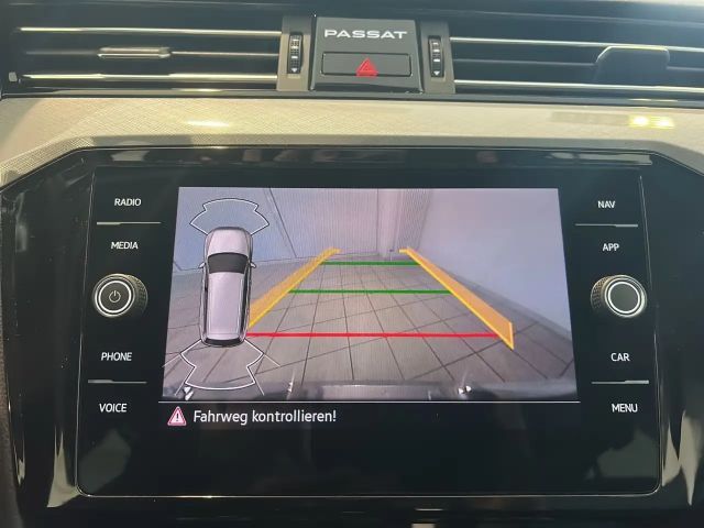 Volkswagen Passat 1.5 TSI Business DSG Variant