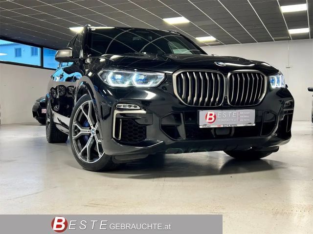 BMW X5 M50i