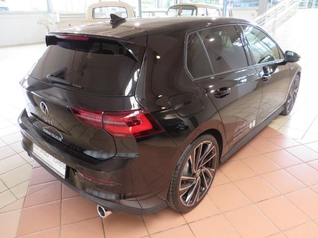 Volkswagen Golf 2.0 TSI DSG Golf VIII