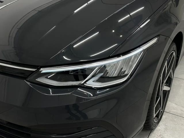 Volkswagen Golf DSG Life Variant