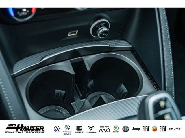 Alfa Romeo Stelvio AT8 Q4 Veloce