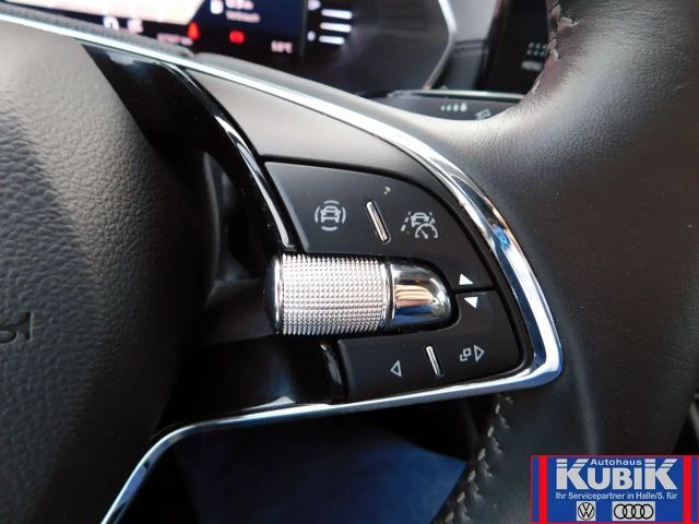 Skoda Octavia 1.5 TSI Ambition Combi Tour iV