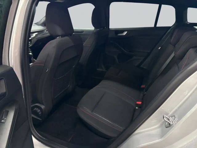 Ford Focus EcoBoost ST Line Wagon