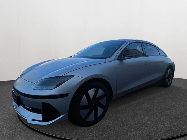 Hyundai IONIQ 6 UNIQ Vierwielaandrijving