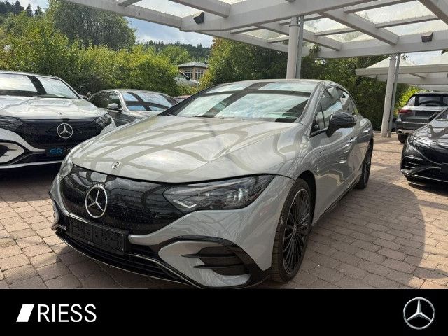 Mercedes-Benz EQE 300 Sedan