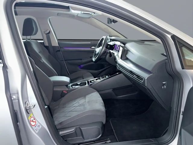 Volkswagen Golf Style Variant