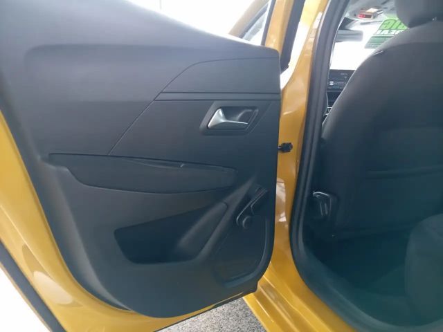 Peugeot E-208 Active Pack