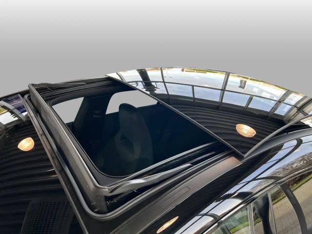 Mercedes-Benz CLA 200 AMG Line Coupé Premium